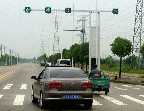 武汉市汉南区兴三路与兴城大道